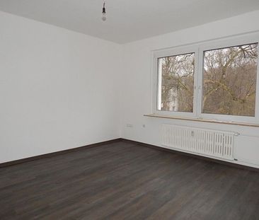 Wunderschön renovierte Wohnung mit modernem, neuen Bad anmieten - Foto 1