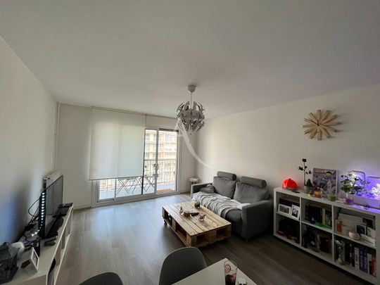 Location Appartement 2 pièces 57m² - Photo 1