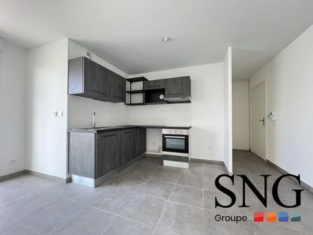 T4 AVEC BALCON + 2 PARKINGS - Photo 4