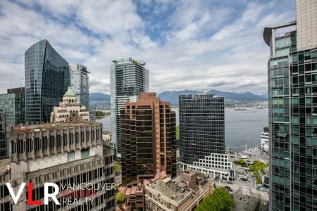 Condo in Downtown Vancouver, BC - Photo 2
