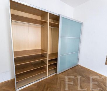 Pronájem bytu 2+1 66 m2 - Fotografie 1