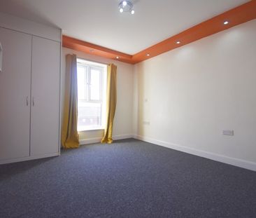 Moulsford Mews, Reading - Photo 1