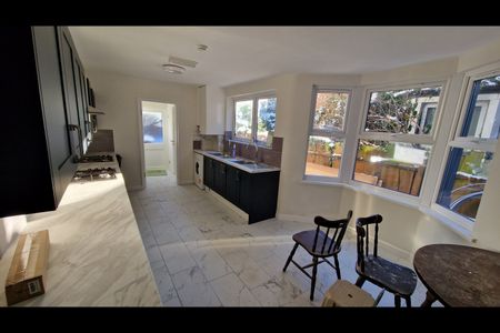 Room in a Shared House, Cobham Road, N22 - Photo 5