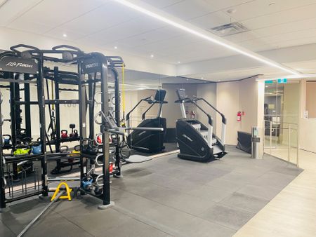 For Lease - 1001 Bay Street Unit# 2213, Toronto, Ontario - Photo 4