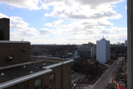 For Lease - 212 Eglinton Avenue Unit# 1410, Toronto, Ontario - Photo 2