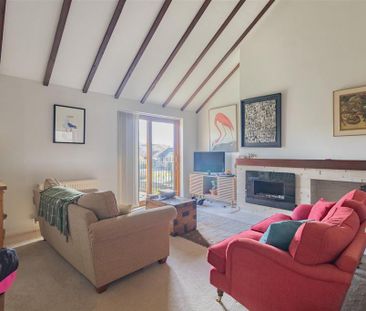 5 bedroom detached house to rent - Photo 1