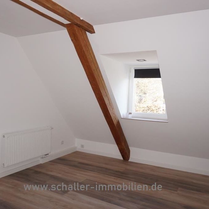 2-Zi.-DG-Whg. mit kleinem Studio und Terr. Nbg - Eberhardshof / Wohnung mieten - Photo 1