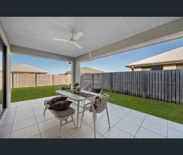 6 Molokai Street, Burdell, Qld 4818 - Photo 4