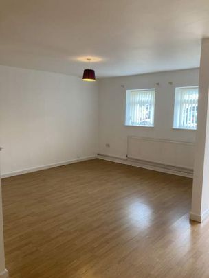 Two Bed, Ground floor flat, Clydach. - Photo 1