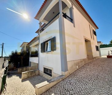 4 room luxury House for rent in Bairro da Martinha (Estoril), Casca... - Photo 2