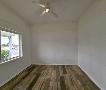 Your Local 3-Bedroom Home Awaits - Photo 3
