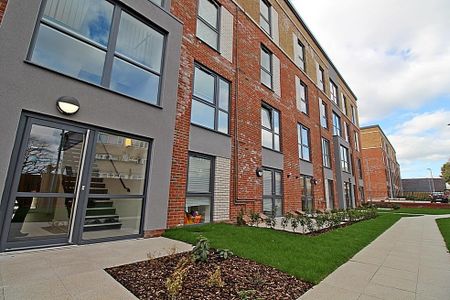 2 bedroom flat to rent - Photo 3