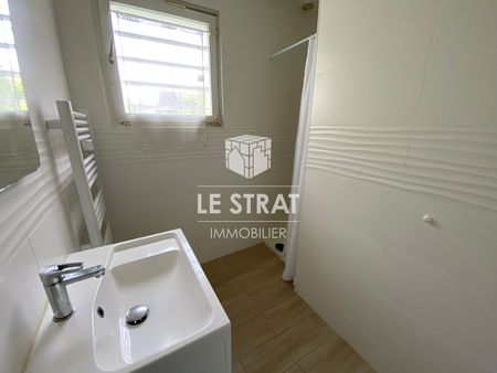 Location Maison 7 pièces 157m² - Photo 2