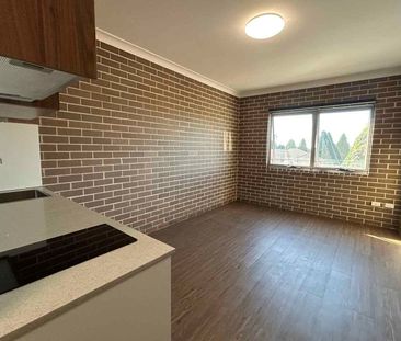 2 Studios Available ! - Photo 2