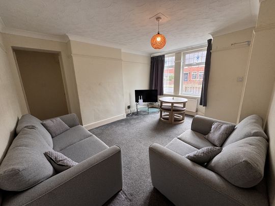 Ingleborough Avenue, Tang Hall - P1052 - Photo 1