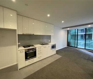 1009/618 Lonsdale Street - Photo 4