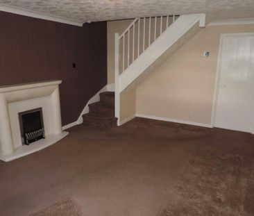 2 bedroom semi-detached house to rent - Photo 5