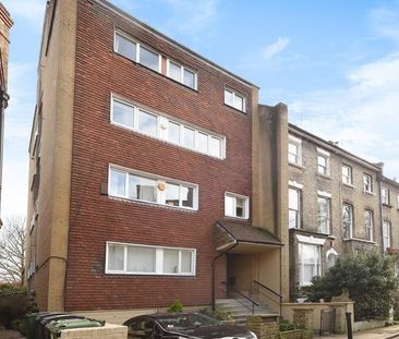 Property To Let in Vale Of Health, Hampstead, NW3 | TK International - Photo 6