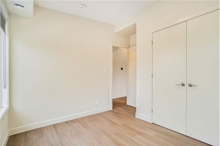 For Lease - 158 Laval Street Unit# Unit # 7, Vanier and Kingsview Park, Ontario - Photo 4