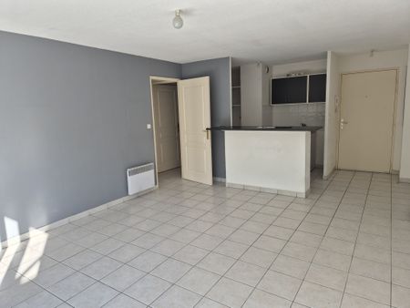 Location Appartement 2 pièces 45m² GRABELS 34790 - Photo 2