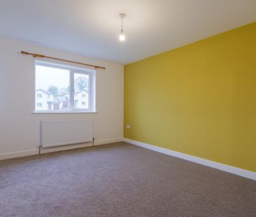 3 bedroom detached house to rent - Photo 5