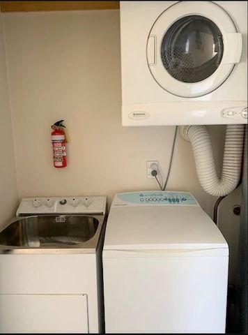 Apartment Living - Photo 2