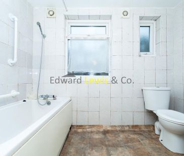 4 bedroom detached house to rent - Photo 6