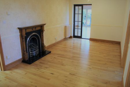5 bed detached house in Attleborough - Photo 4