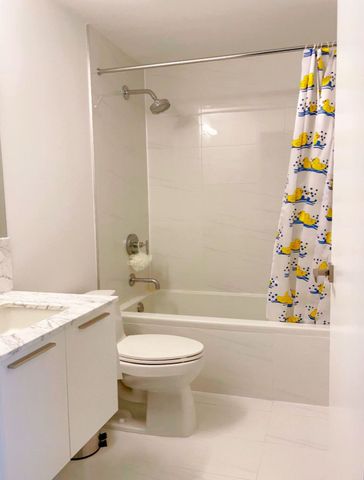 For Lease - 3 Gloucester Street Unit# 1708, Toronto, Ontario - Photo 4