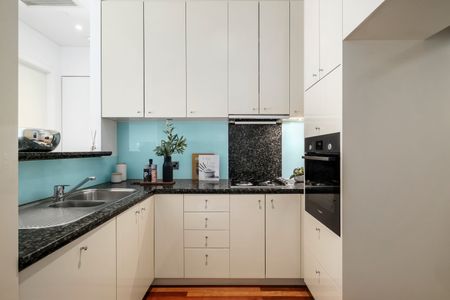 93/350 St Kilda Road, Melbourne VIC 3004 - Apartment For Rent | Domain - Photo 3