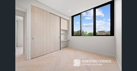 Brand New Stylish 3-Bedroom Apartment with Premium Views & Privacy - Photo 3