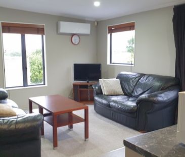 Property Management344 East Coast Road, Mairangi Bay - Flats for Rent - Photo 1