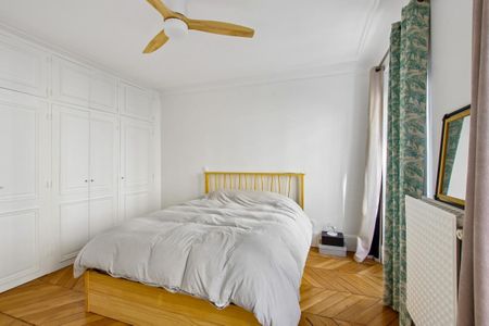 Location Appartement 3 pièces Meublé 65m² PARIS 10ème - Photo 5