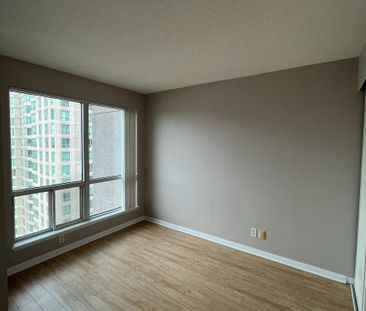 For Lease - 8 Lee Centre Drive Unit# 1512, Toronto, Ontario - Photo 3