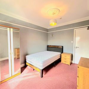 Bushey Grove Road, Bushey WD23, Property for rent - Photo 3