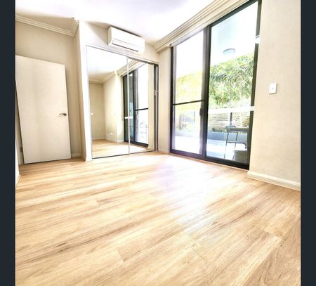 304/3 Waterways Street, Wentworth Point, NSW 2127 - Photo 3