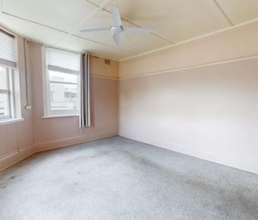 4/142 Young Street, Carrington NSW 2294 - Photo 3