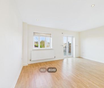 3 bedroom detached house to rent - Photo 2