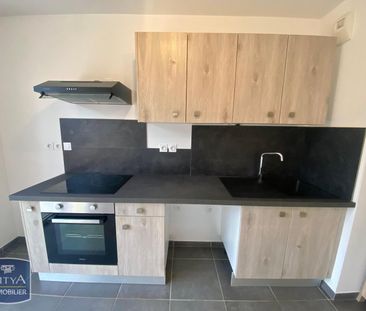 Location Appartement 2 pièces 37m² OLLIOULES 83190 - Photo 4