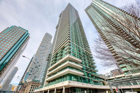 For Lease - 33 Bay Street Unit# 2704, Toronto, Ontario - Photo 2