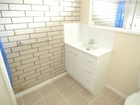 Unit 1/12 Aminya Avenue, Delacombe - Photo 5