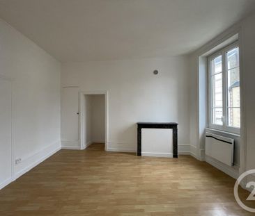 Location Appartement 2 pièces 56m² MOULINS 03000 - Photo 2