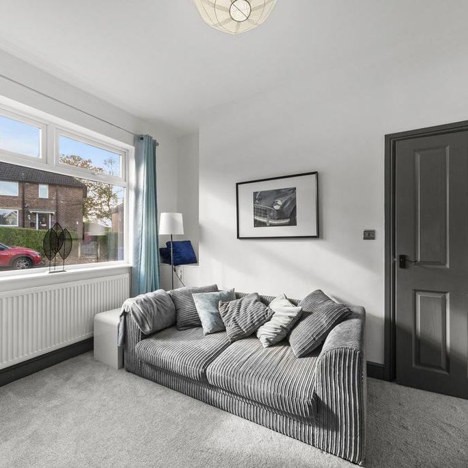 3 bedroom semi-detached house to rent - Photo 1