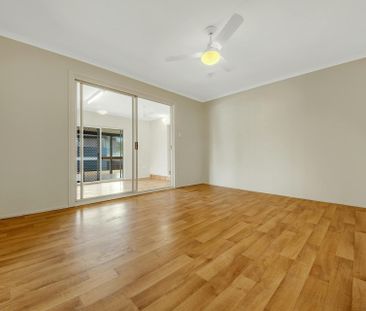 Family Living in a Quiet Cul-de-Sac - Photo 2