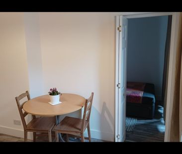 1 Bed Flat, High Riggs, EH3 - Photo 4