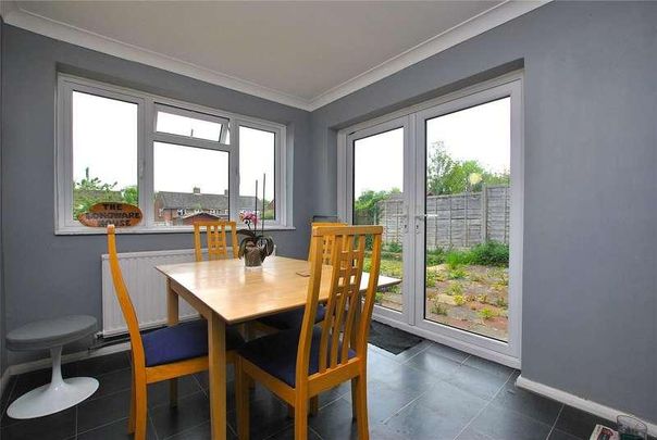 Applegarth Avenue, Guildford, Surrey, GU2 - Photo 1