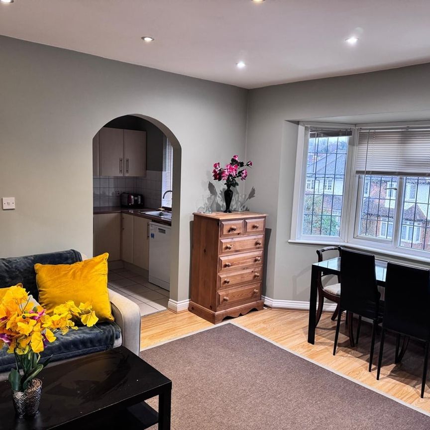 1 Bed Flat, Newark Way, NW4 - Photo 1