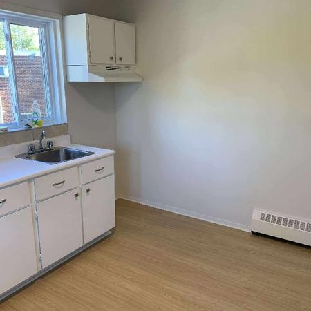 3 et demi bien entretenu à Longueuil! - Photo 3