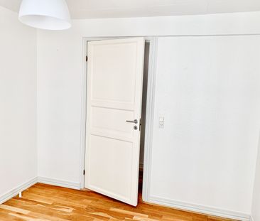 Rummelig 3-værelses lejlighed i Aalborg midtby - Foto 1