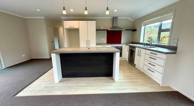 20A Manukau Road - Photo 1